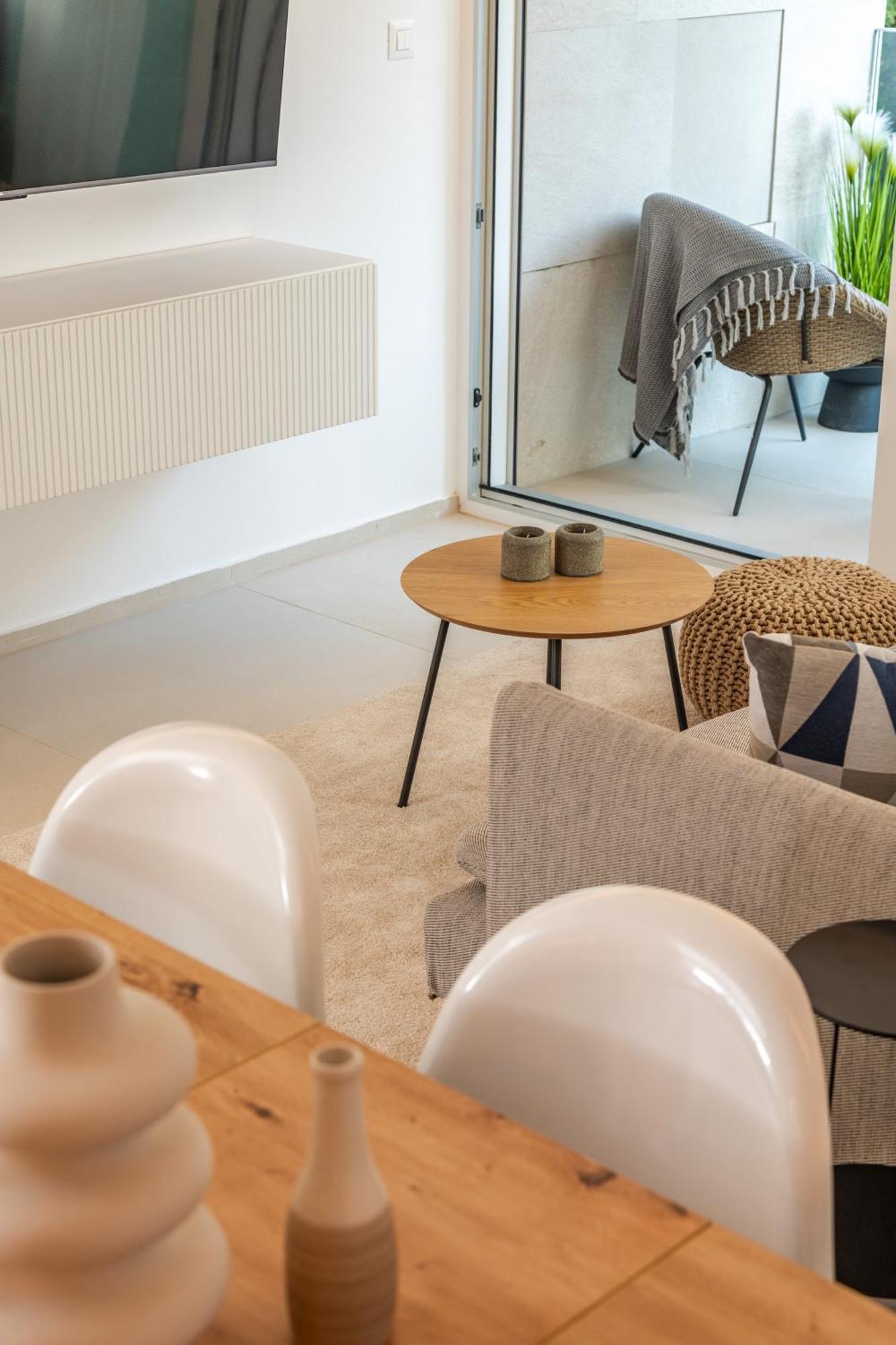Cro.Lo Modern Retreat Lejlighed Split Eksteriør billede